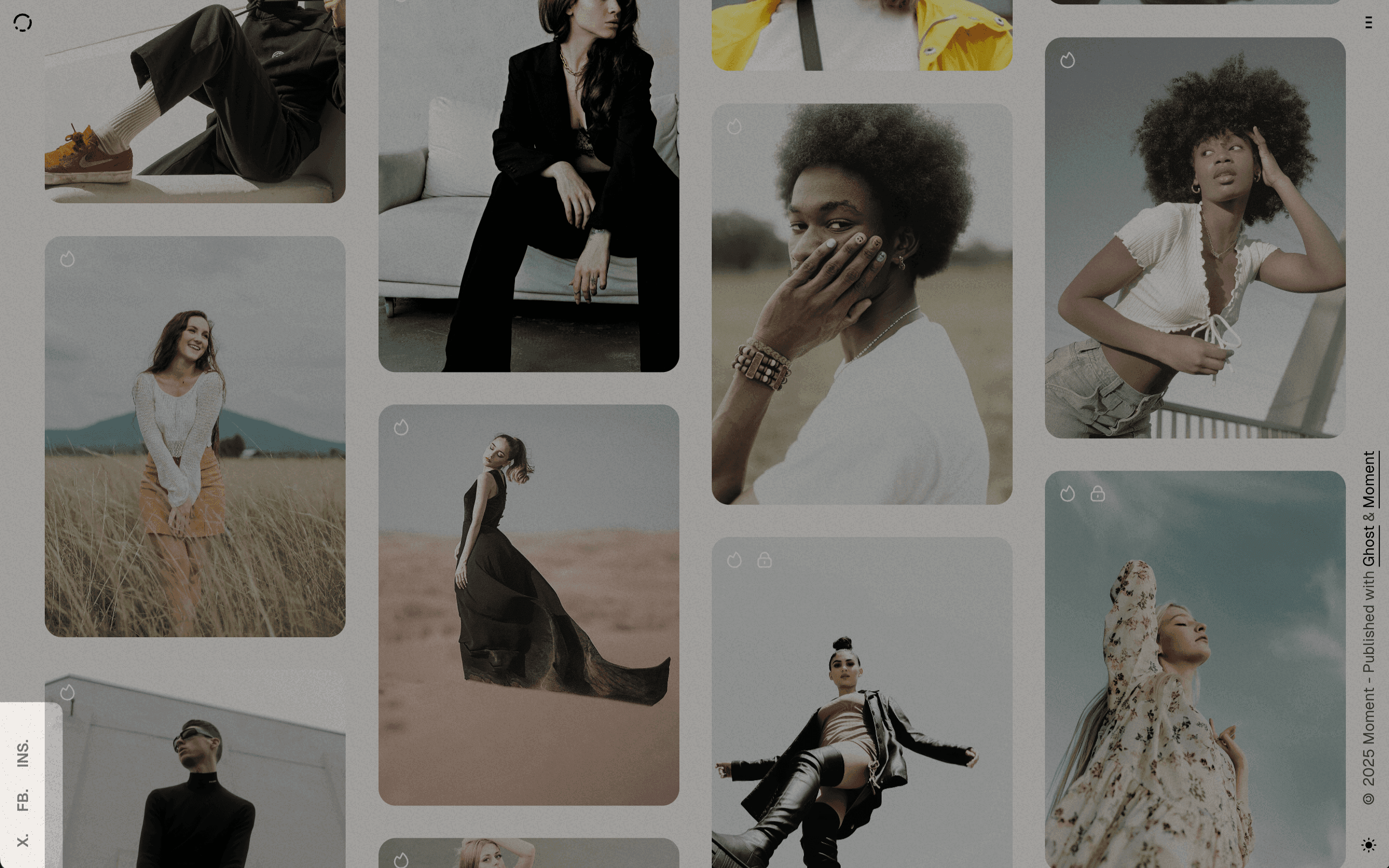 Moment theme social links